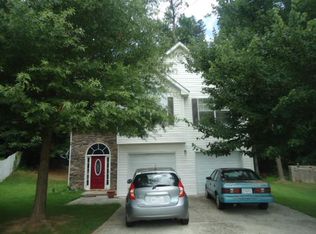 1199 Round Table Ln, Riverdale, GA 30296