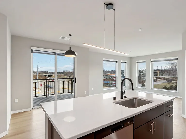 The Tuxedo Apartments — Photo 120