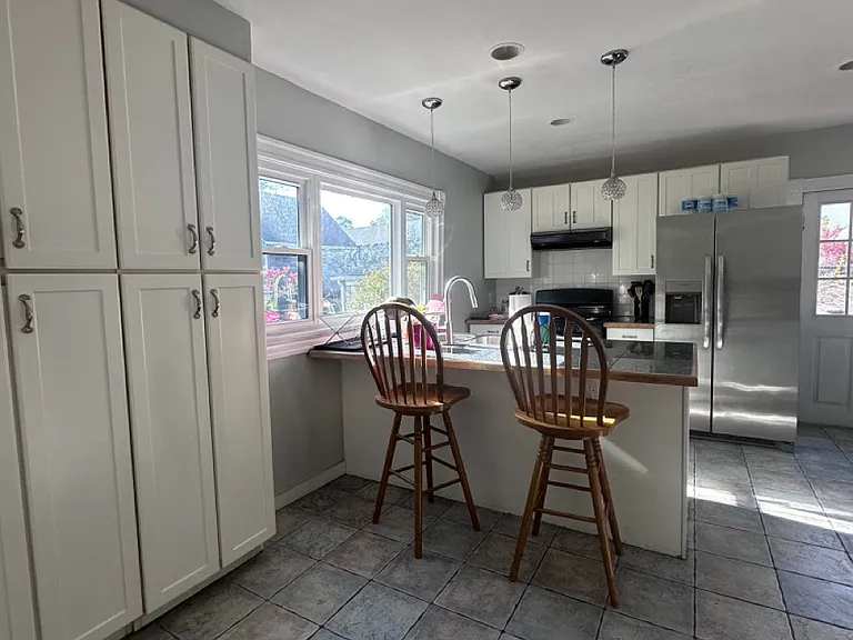 97 Oliver St — Photo 1