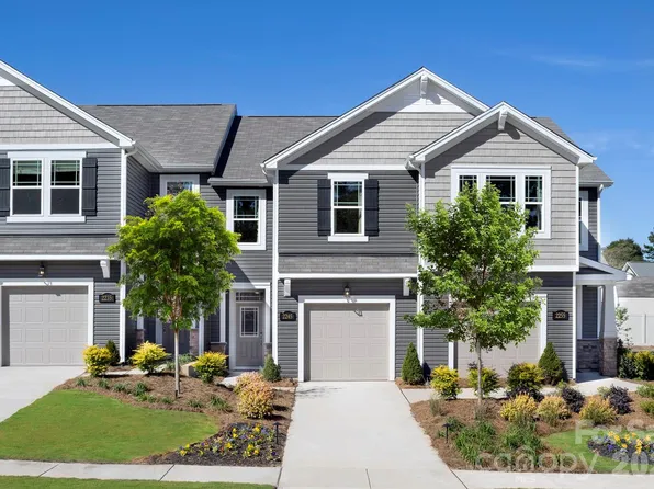 3020 Big Bend Dr, Concord, NC 28025