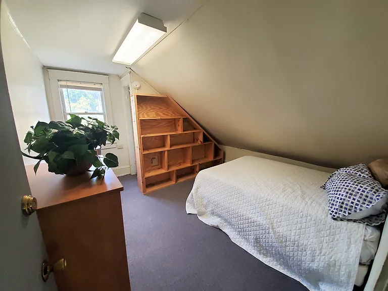 105 Dryden Ct — Photo 25