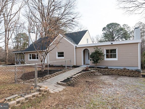 4th image of 1812 Parkway Ln