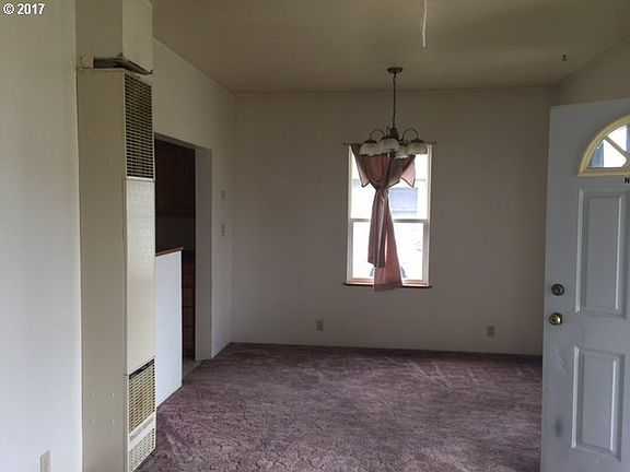 3rd image of 1020 Walnut St