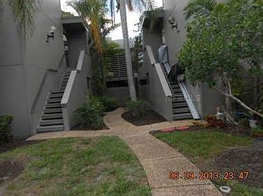 1st image of 214 Woodland Dr