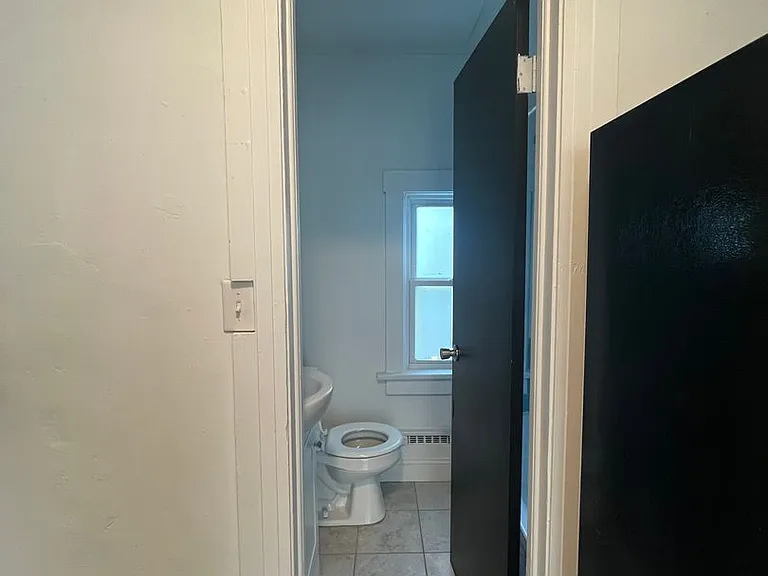 2816 Cottage Grove Ave — Photo 6