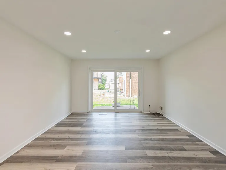 11551 S Western Ave #C1C — Photo 2