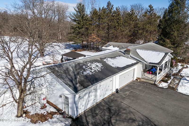 2nd image of 109 Vosburgh Road