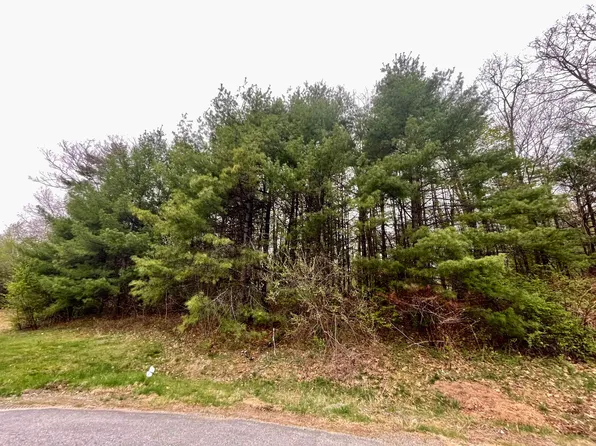 12-2 Pontiac Drive, Chesterfield, NH 03462