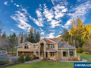 4055 Westwood Dr, Tillamook, OR 97141