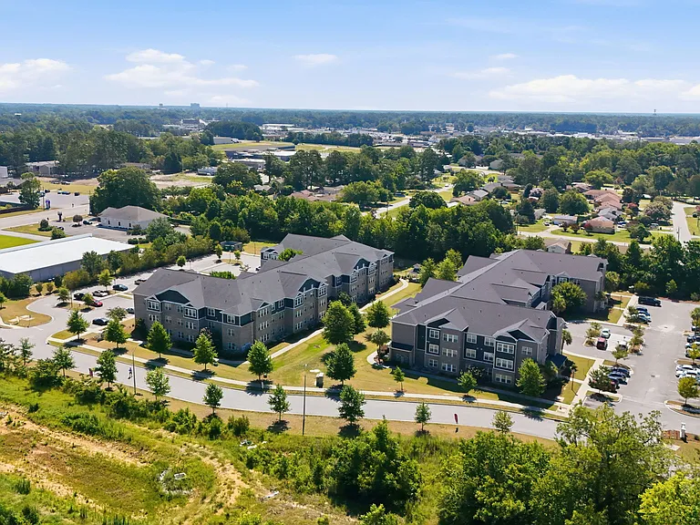 Crescent Villas — Photo 4
