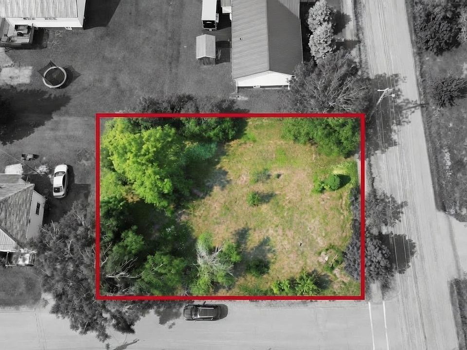 1st image of 137 Herrett Rd