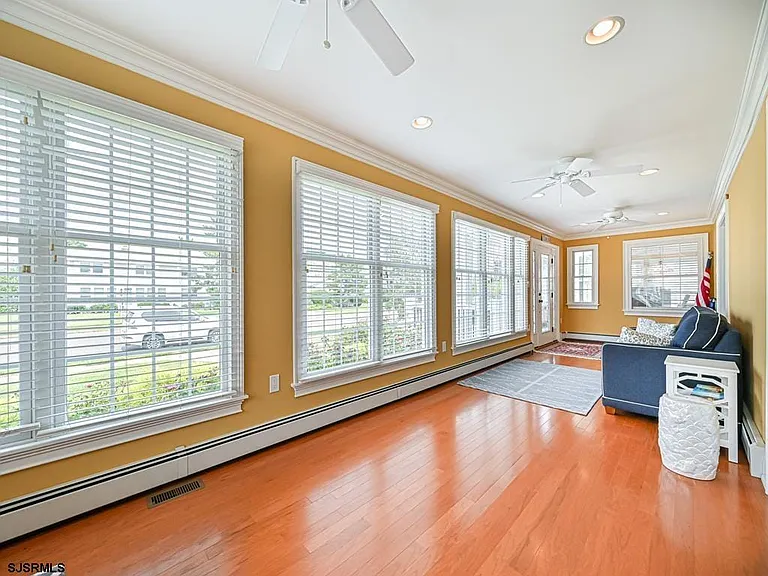 2304 Ocean Ave — Photo 14