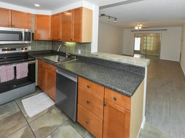 2161 NE 1st Court #106, Boynton Beach, FL 33435