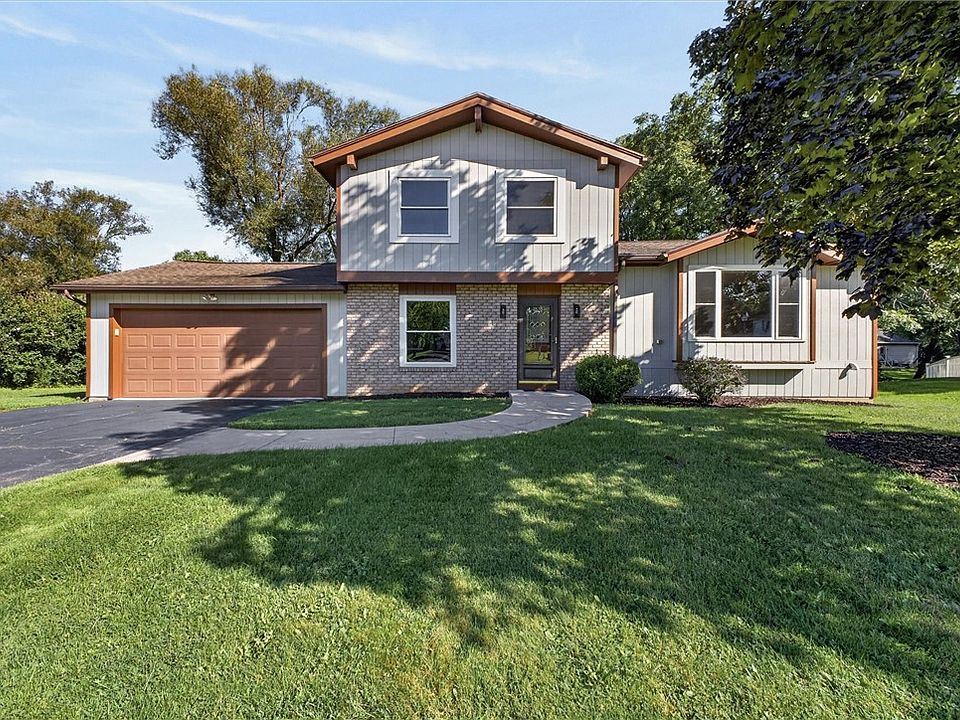 1st image of 205 Kinmont Dr