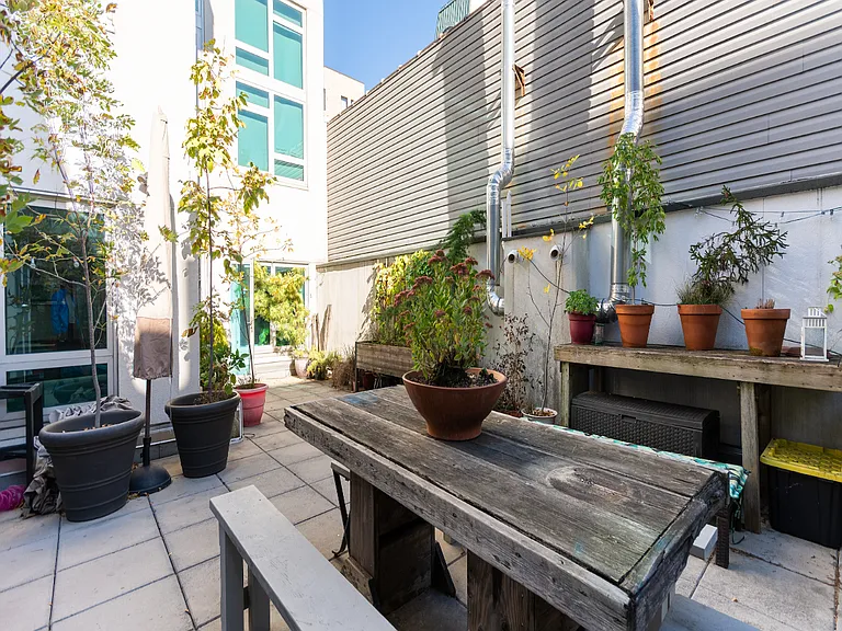 218 N 8th St #1B — Photo 13