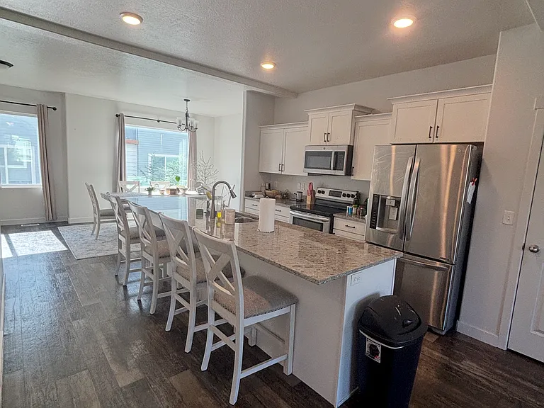 1494 S 590 W — Photo 1
