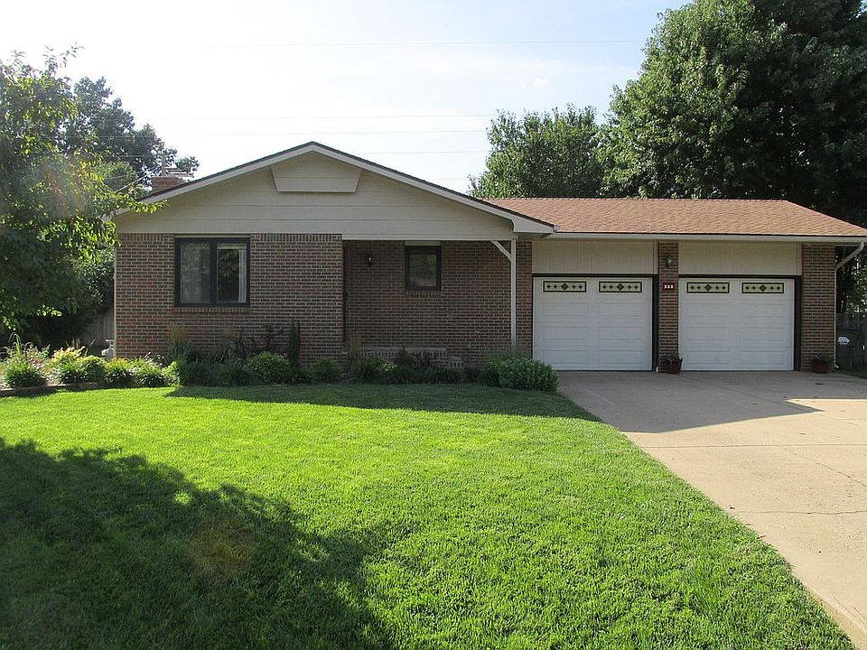 1st image of 322 Birch Way