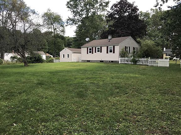 5th image of 20 Mountain View Dr