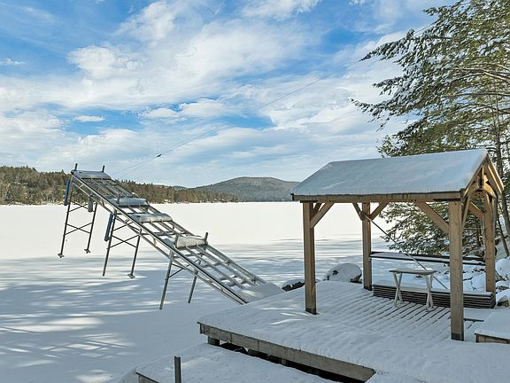 4th image of 163 North Shore Road