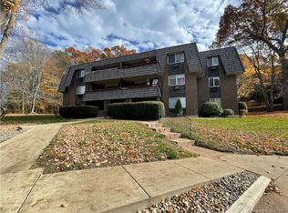 24 Stony Brook Dr APT A3, Glastonbury, CT 06033
