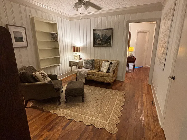 3836 Conrad Dr — Photo 10