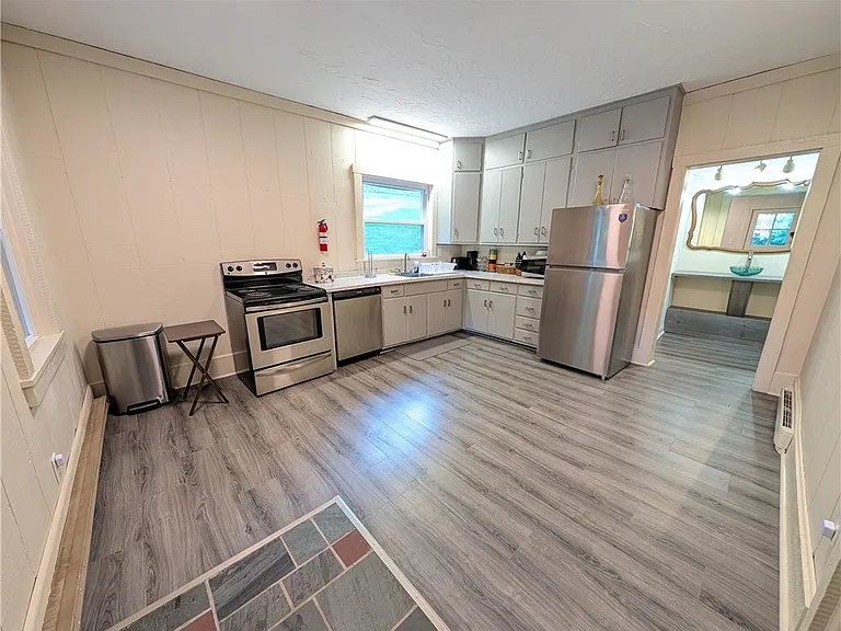 378 Bell Hill Rd — Photo 7