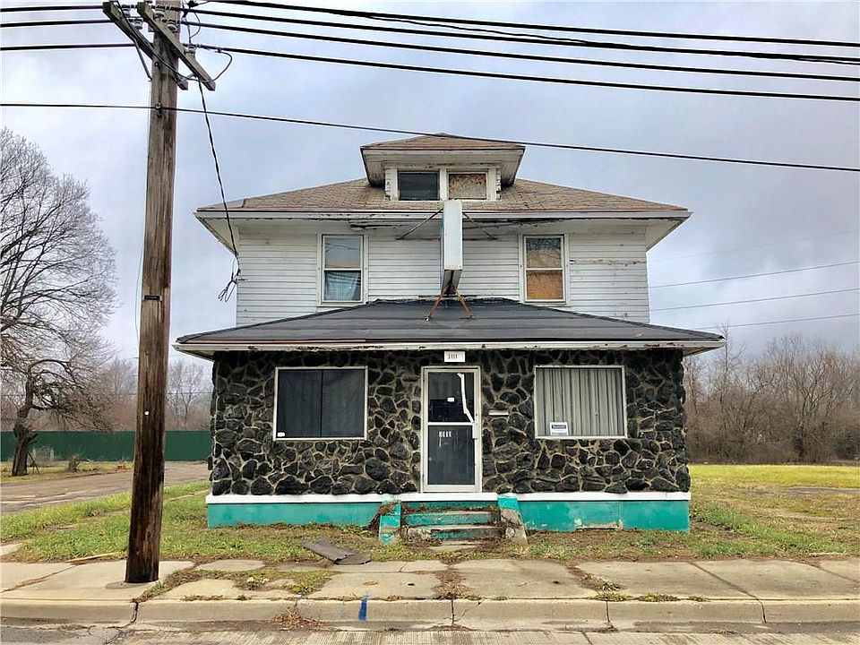 1st image of 3109 W 3rd St