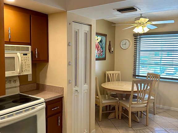 4th image of 6550 S Oriole Blvd #2060