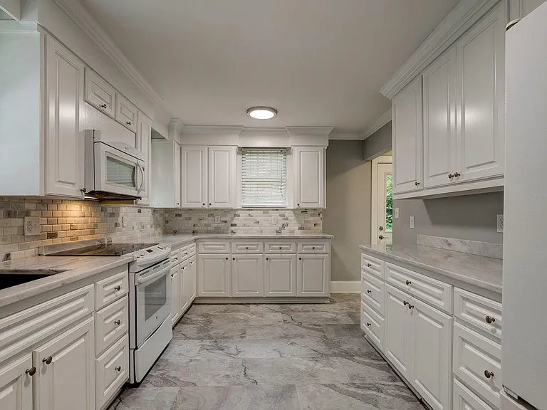 1514 Lakeview Ave — Photo 8