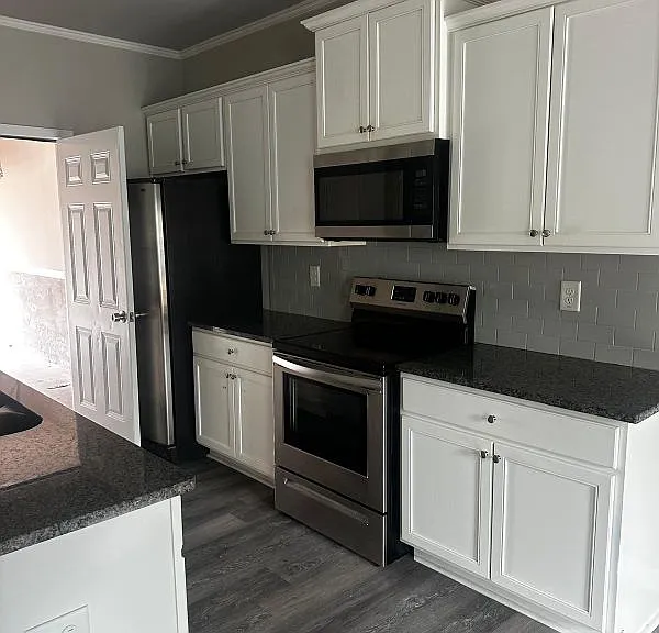 3618 Acorn Dr — Photo 5