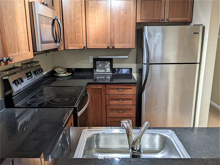 1007 156th Ave NE #211 — Photo 10
