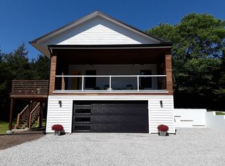 951 E 1587th Rd, Lawrence, KS 66046