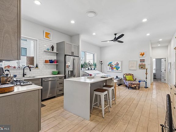 4th image of 1310 N 18th St #1