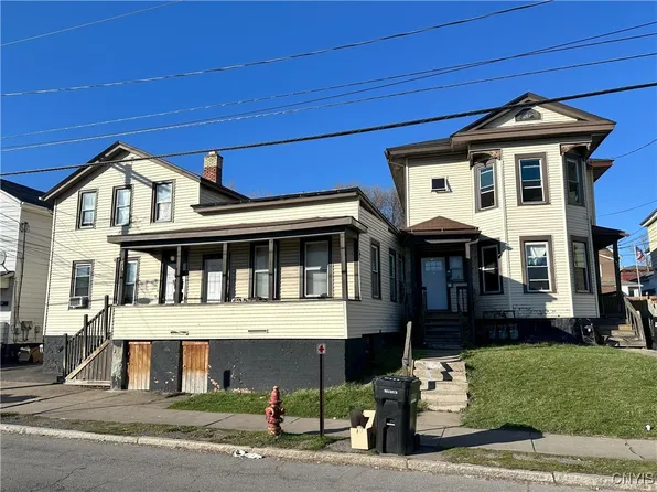 1420 Lodi St #22, Syracuse, NY 13208