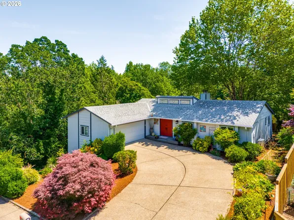 800 NW Michelbook Ln, McMinnville, OR 97128