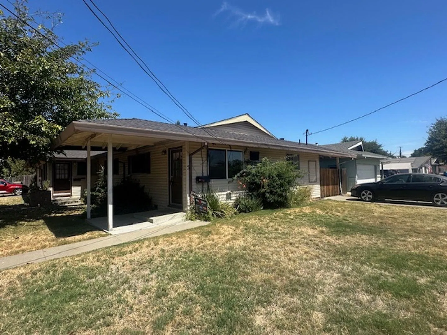 N. West / Beamer Duplex — Photo 1