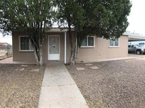8640 Mount Whitney Dr, El Paso, TX 79904