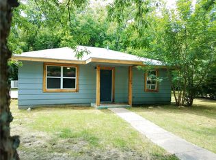 1117 Blackburn St, Commerce, TX 75428