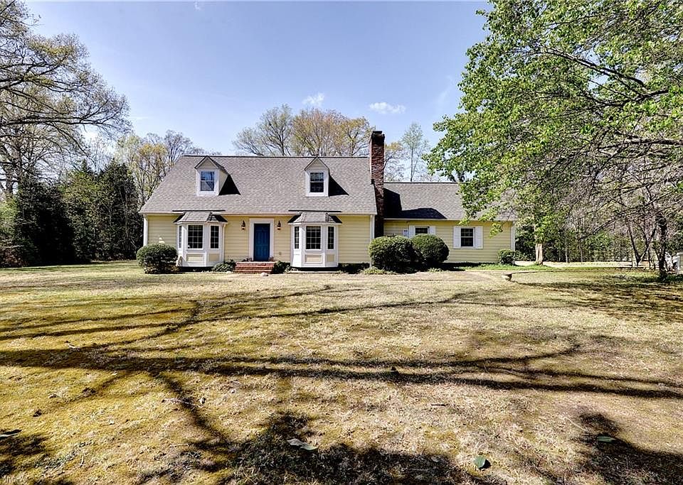 1st image of 1527 Jamestown Rd