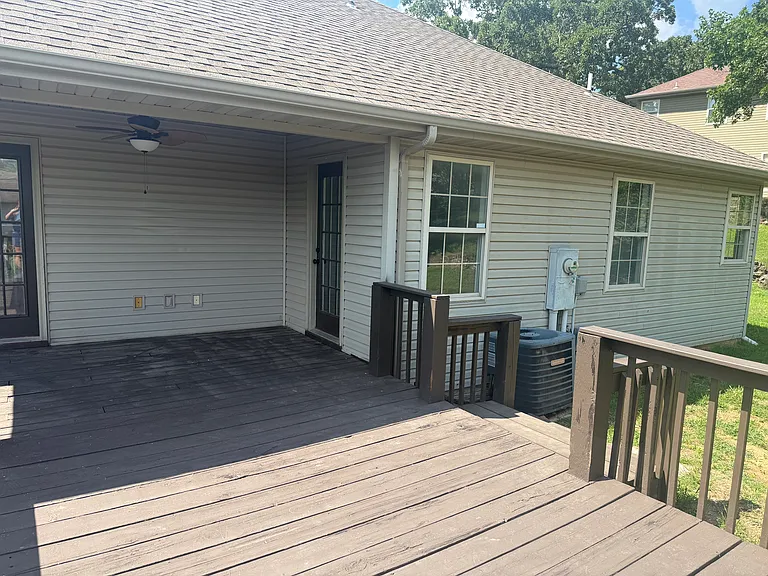 19 Oak Creek Cir — Photo 55