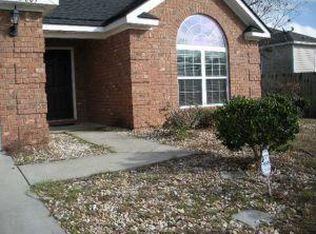 609 S Herrington St, Glennville, GA 30427