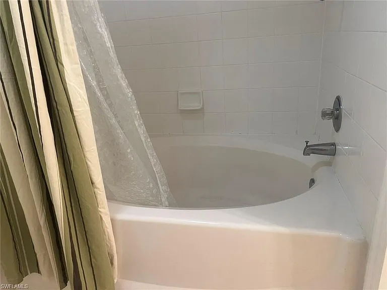 23580 Walden Center Dr #210 — Photo 12