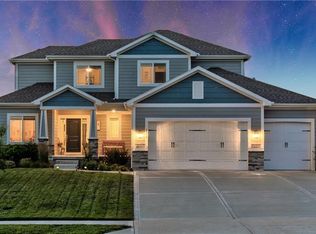 3114 SE 3rd Ter, Lees Summit, MO 64063
