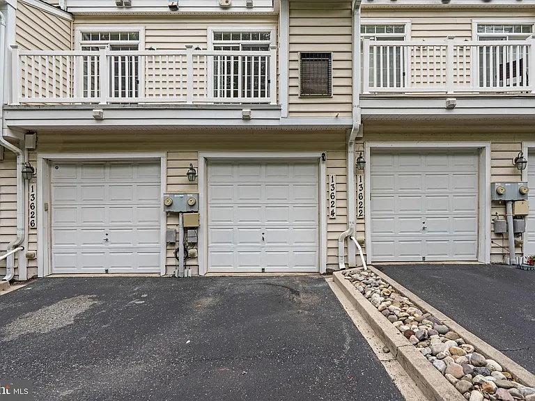 13624 Dover Cliffs Pl — Photo 7