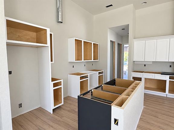 5th image of 1112 CYNWYD LANE