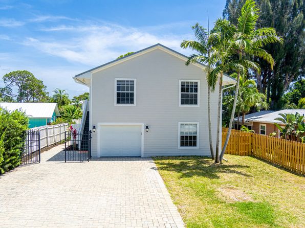 1447 SW Peninsula Lane, Palm City, FL 34990