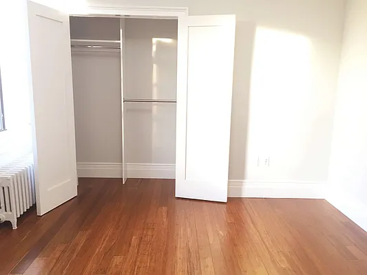 Rented by NY Space Finders Inc. | media 33