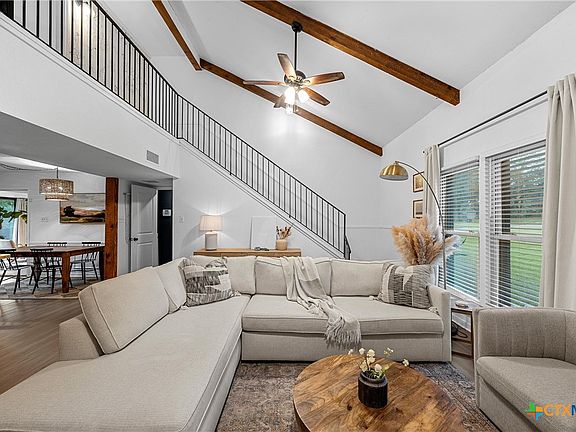 4th image of 3064 Summit Dr
