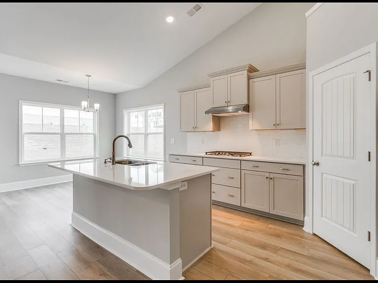 5001 Lincoln Reece Ln — Photo 7