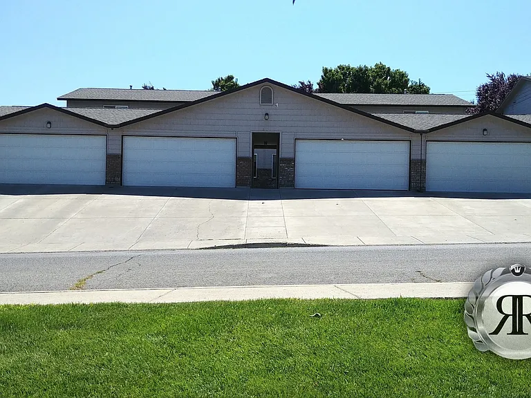3616 Fairbanks Ave #4 — Photo 1